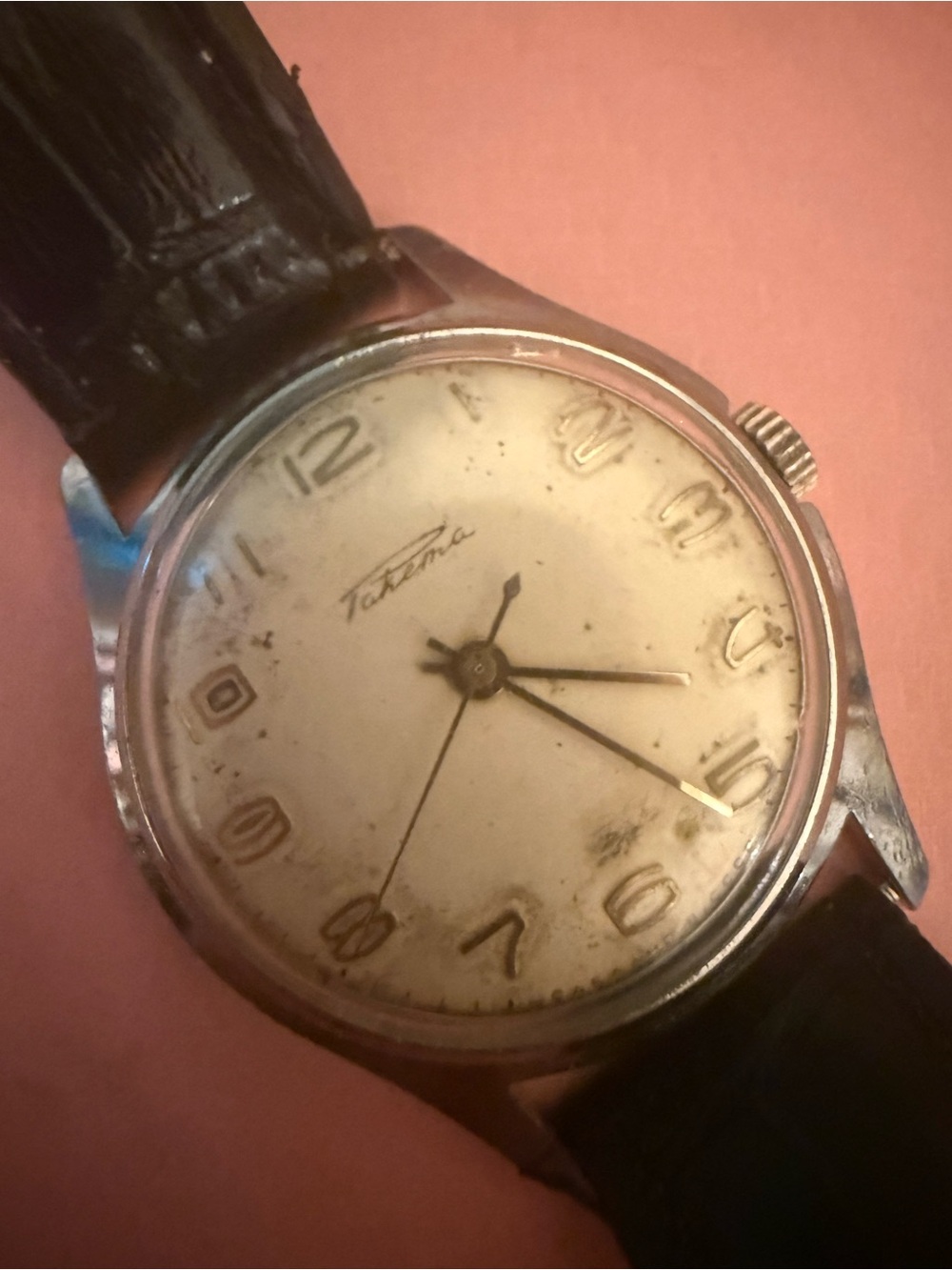 Vintage Raketa Soviet Mechanical Watch – USSR – Fully Working – Patina Dial